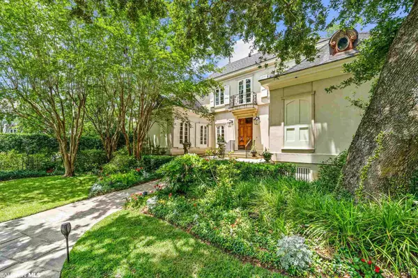 Fairhope, AL 36532,5440 Battles Wharf Drive