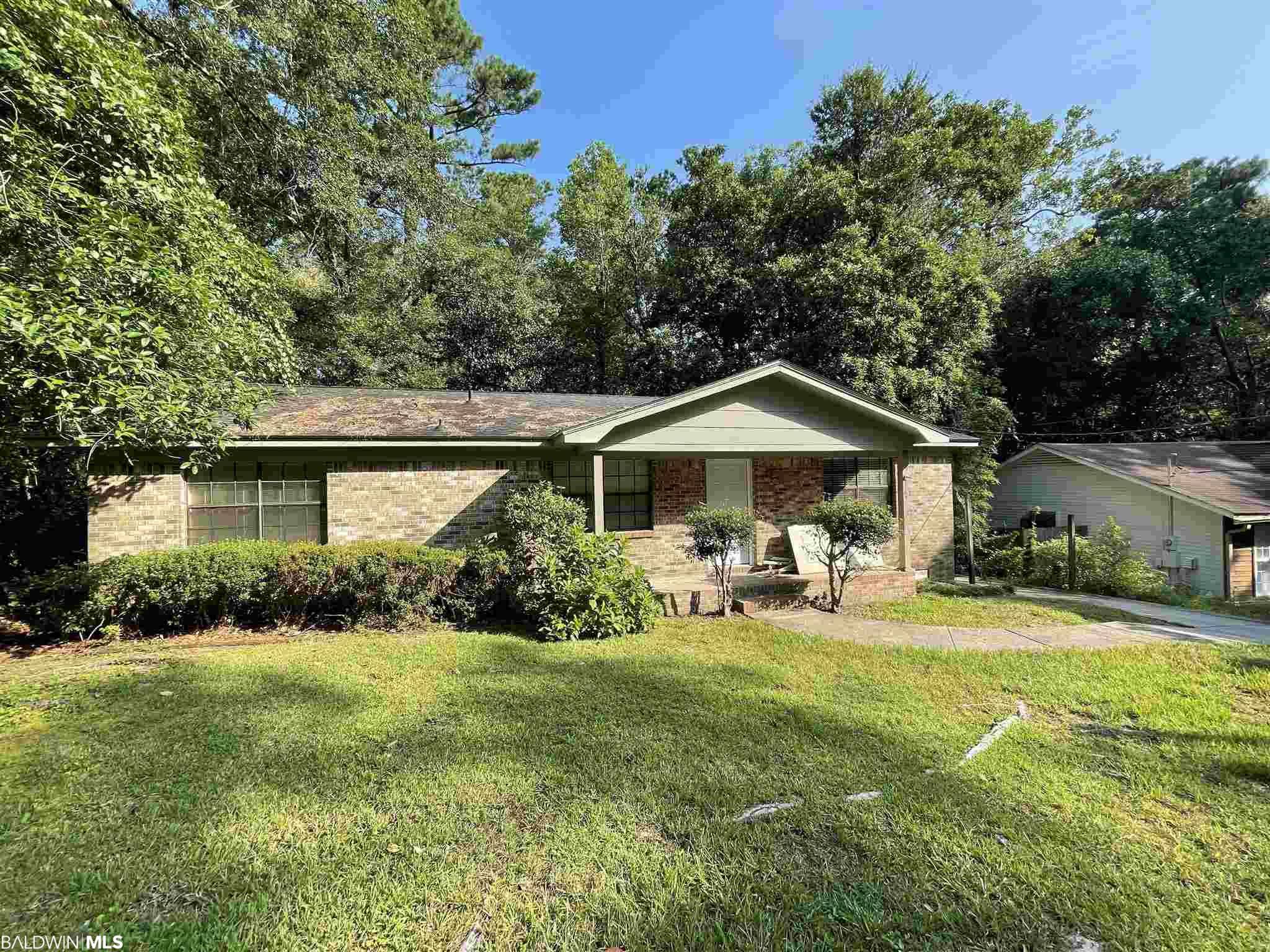 169 Buena Vista Drive, Daphne, AL 36526