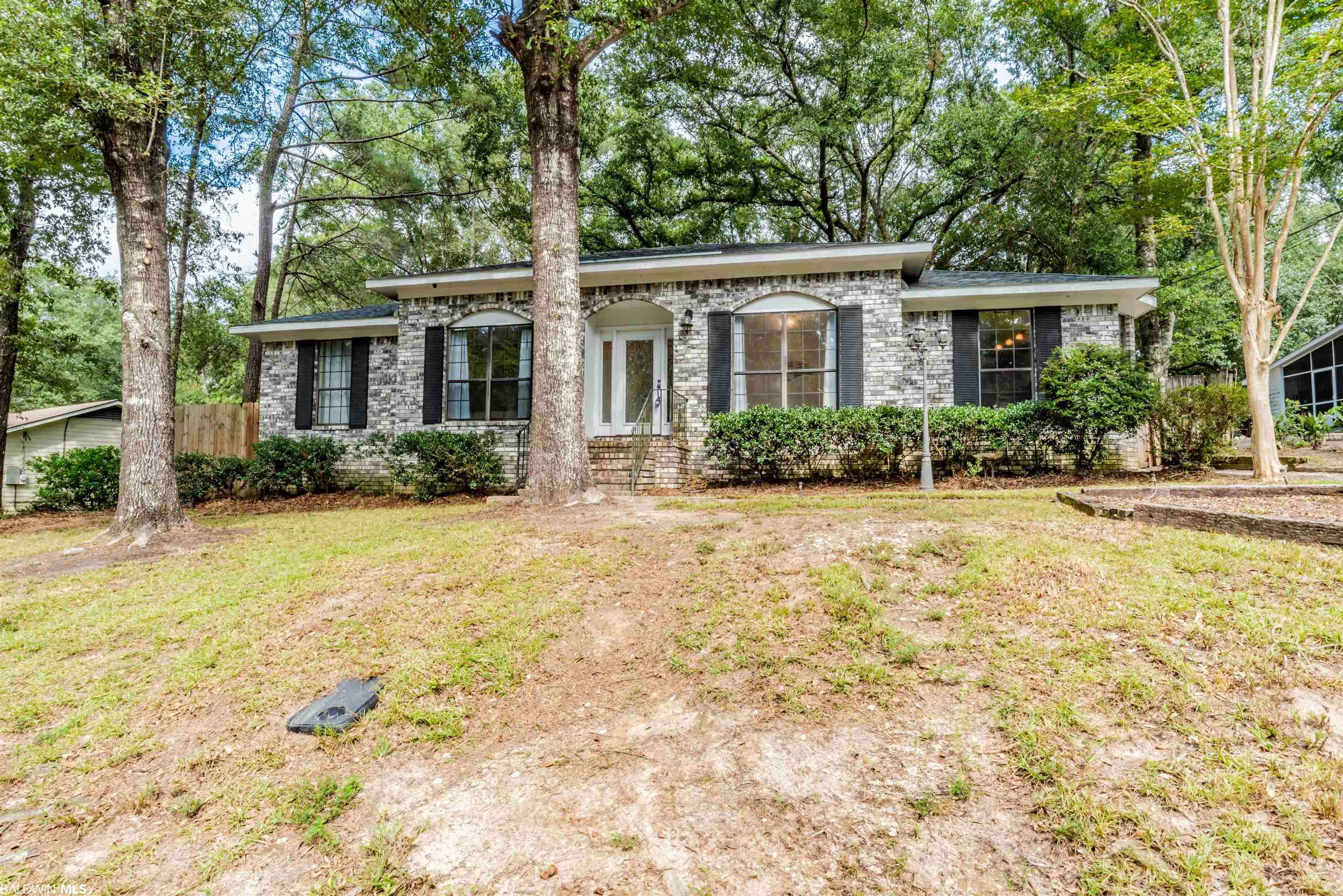 110 Donette Loop, Daphne, AL 36526