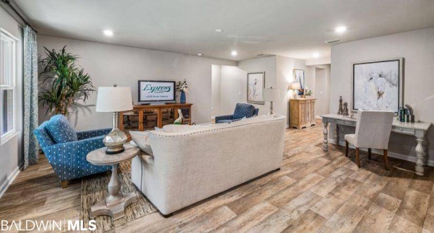 Gulf Shores, AL 36542,7039 Abigail Street