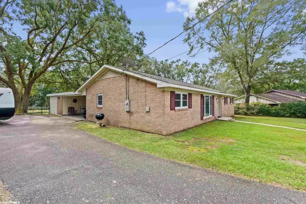 Mobile, AL 36693,5201 S Woodline Drive