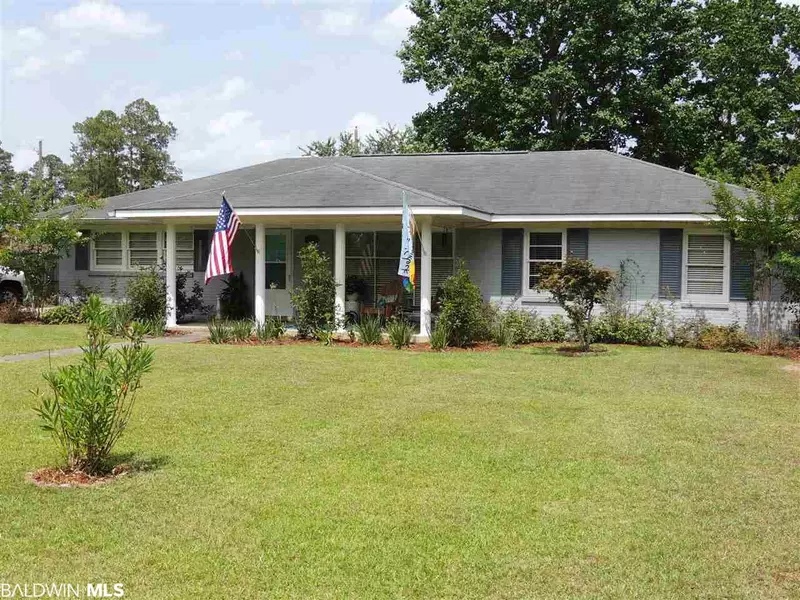 1406 Mcmillan Avenue, Brewton, AL 36426