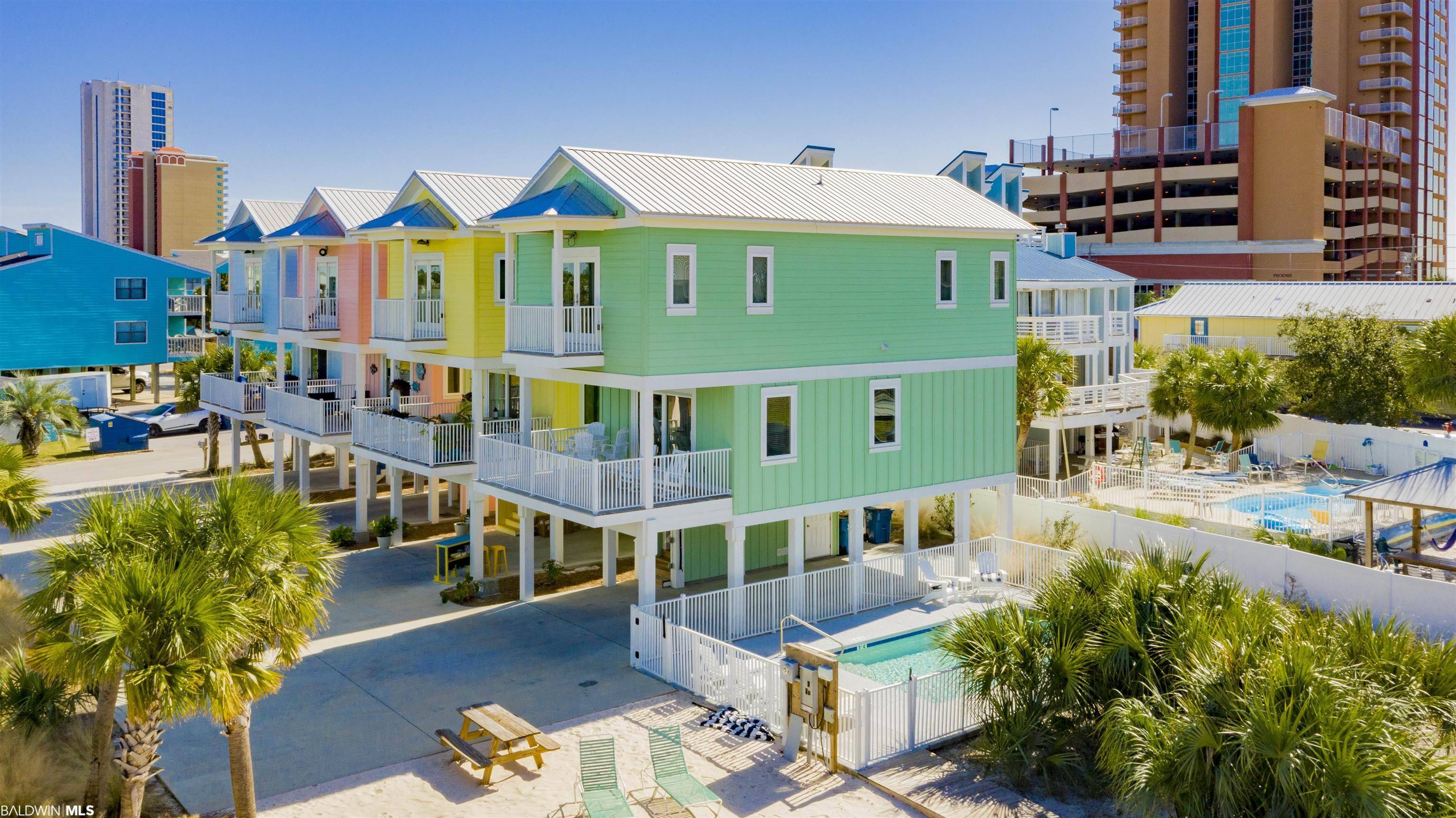 105 W 7th Street, Gulf Shores, AL 36542