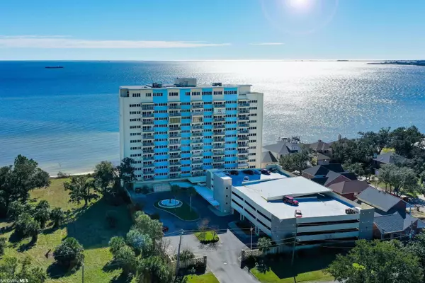 825 Bayshore Drive #906, Pensacola, FL 32507