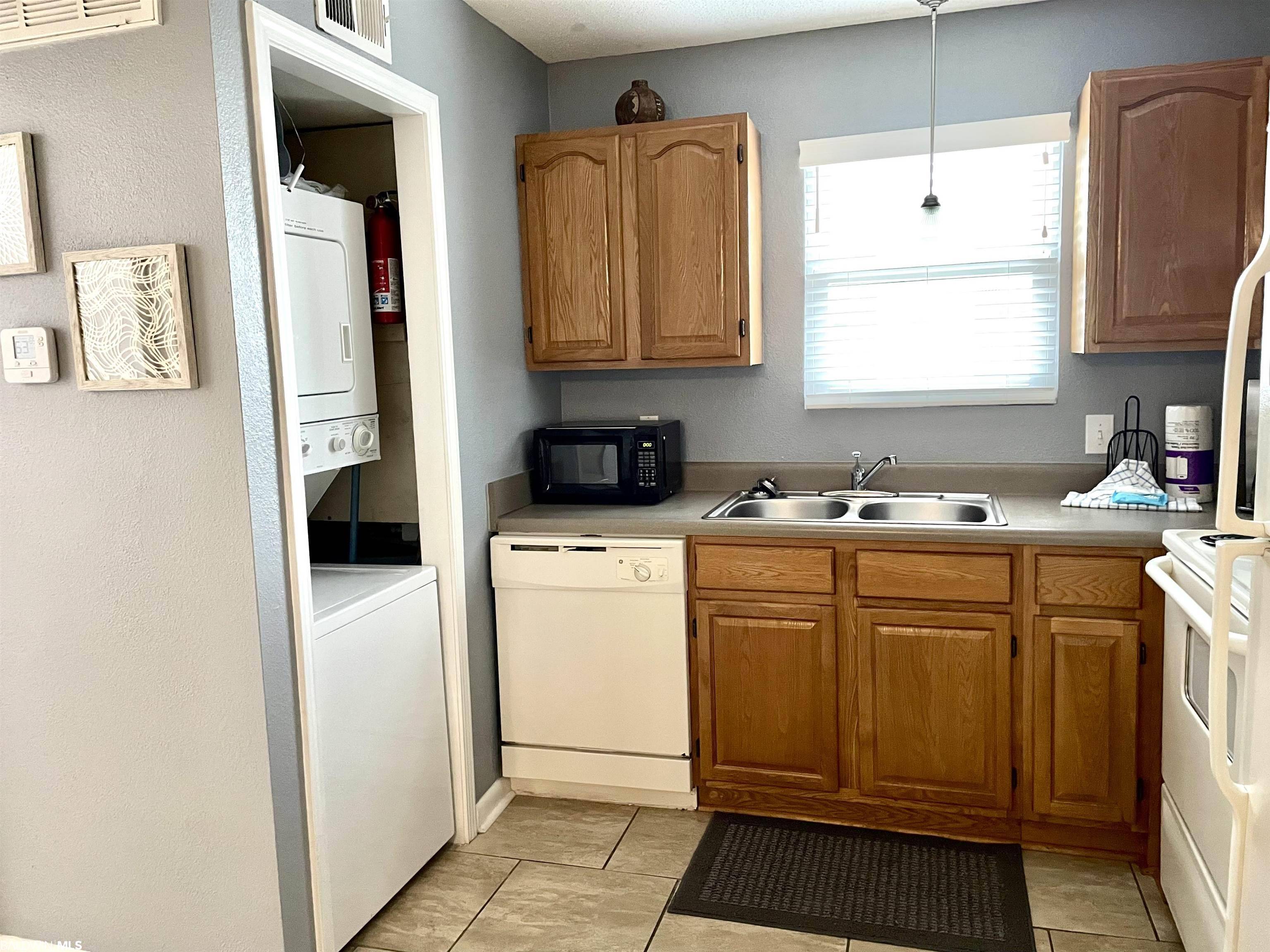 Gulf Shores, AL 36542,1159 W Beach Boulevard #217