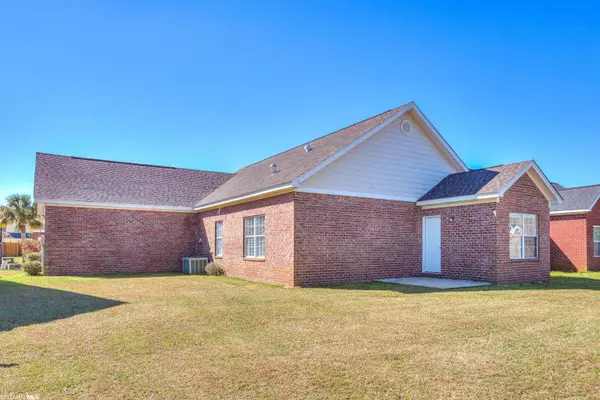 Foley, AL 36535,1224 Sloane Cove