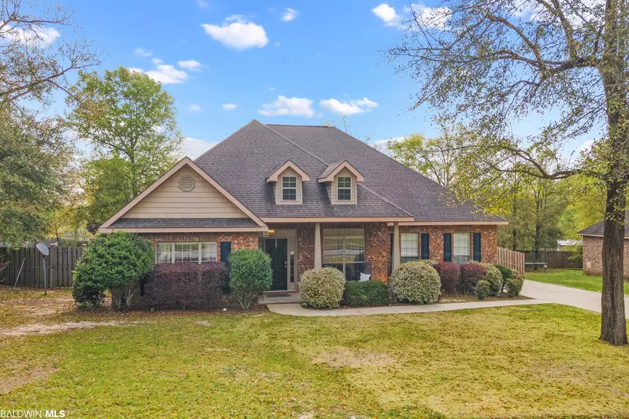 8066 W Carolina Circle West, Saraland, AL 36571