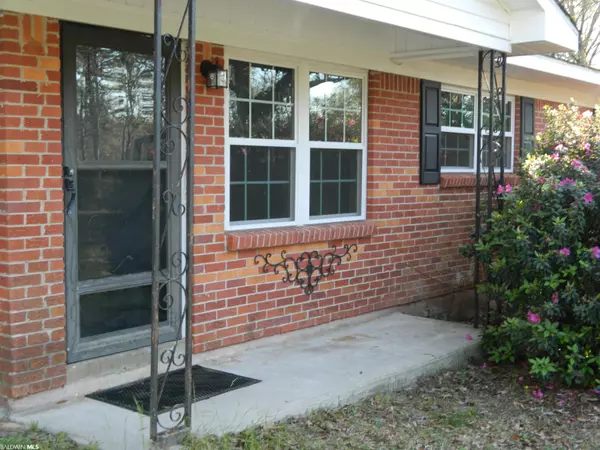 Semmes, AL 36575-4636,7853 N Hi-Wood Circle
