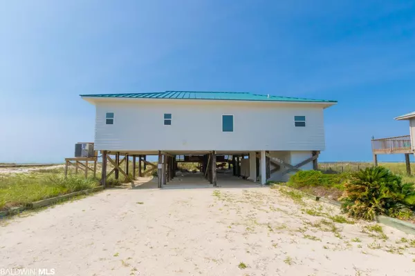 Gulf Shores, AL 36542,8952 Pompano Way