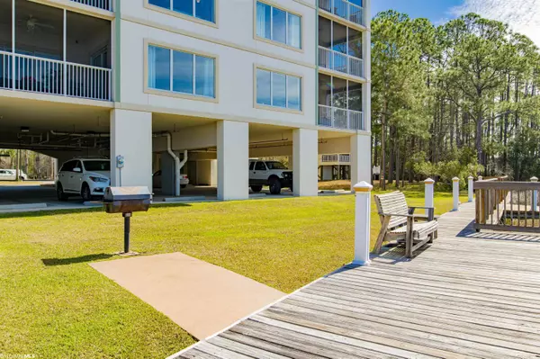 Gulf Shores, AL 36542,4297 County Road 6 #407