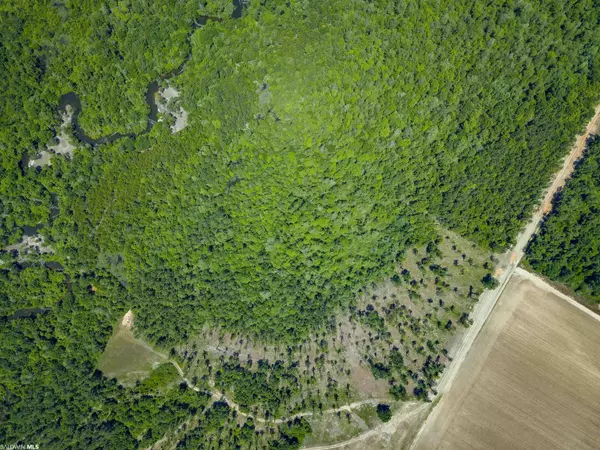 Milton, FL 32570,2 Copeland Road