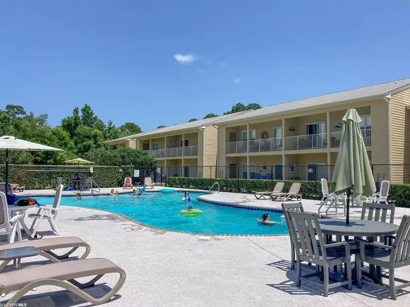 1701 E 1st Street #101, Gulf Shores, AL 36542