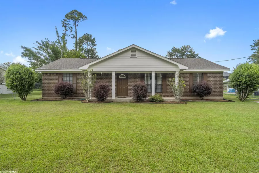 18385 W Hammond Street, Robertsdale, AL 36567