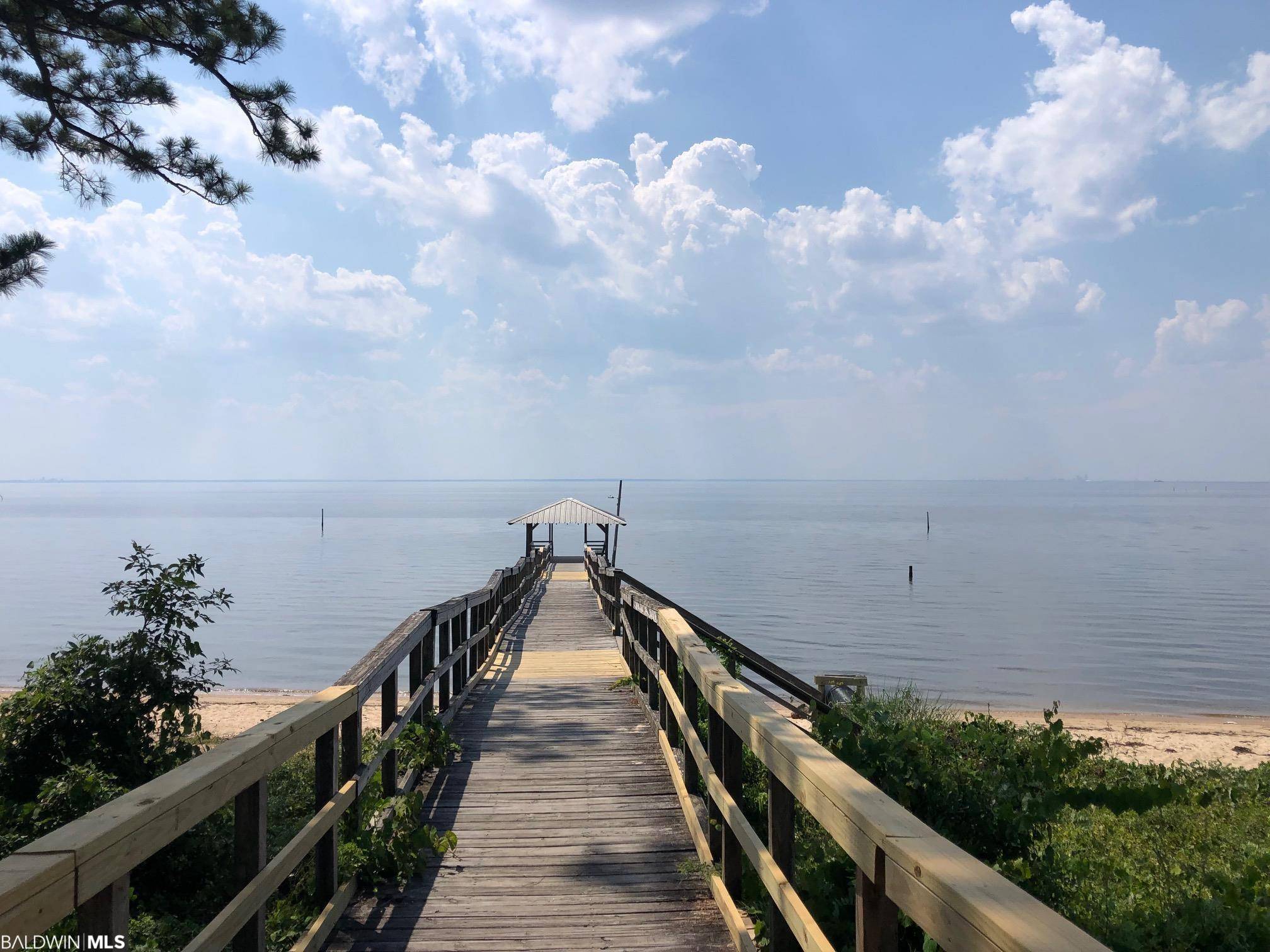 Fairhope, AL 36532,157 Orange Avenue