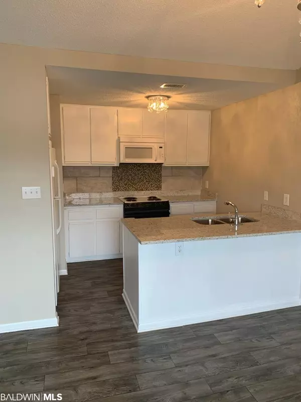 Foley, AL 36535,120 W Satsuma Avenue #120