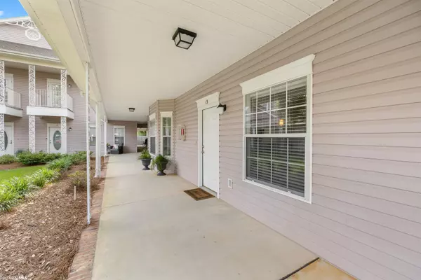 Fairhope, AL 36532,102 Courthouse Drive #13