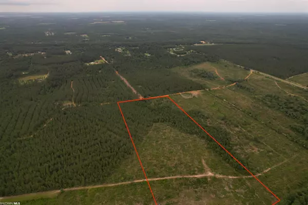 Robertsdale, AL 36567,0 Parker Lane