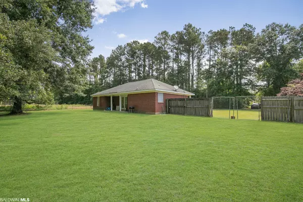 Robertsdale, AL 36567,26077 County Road 71 #71