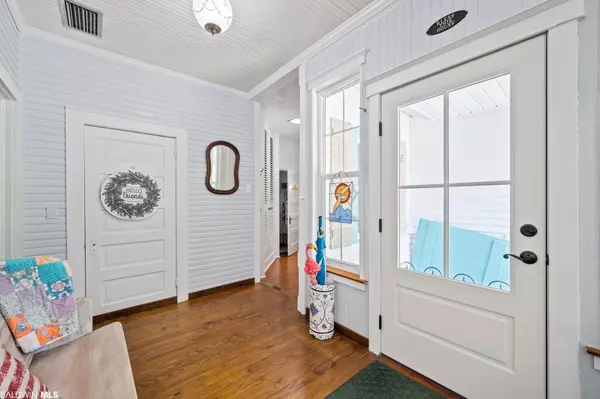 Magnolia Springs, AL 36555,14324 Oak Street