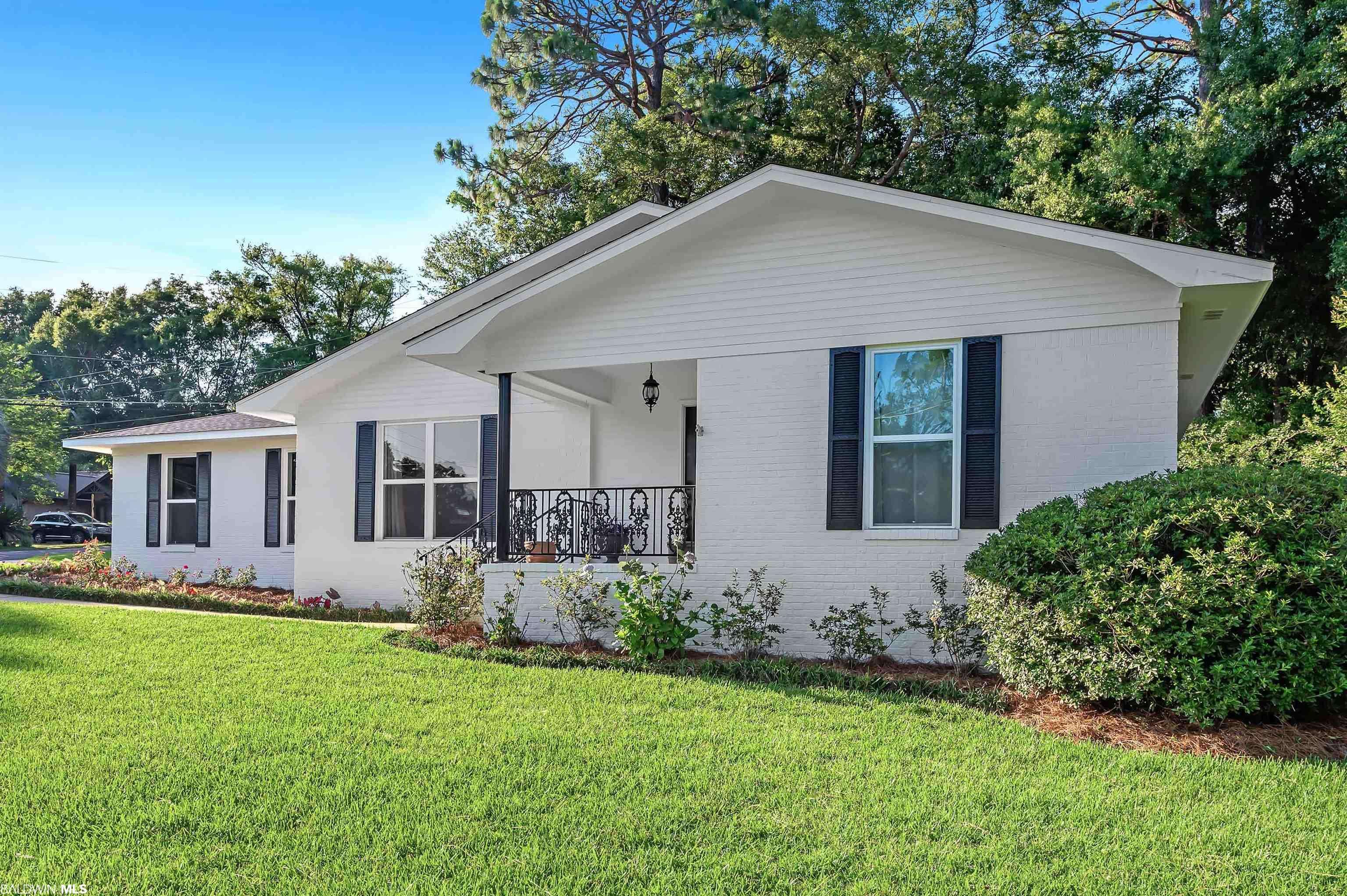 Fairhope, AL 36532,1 Pope Court