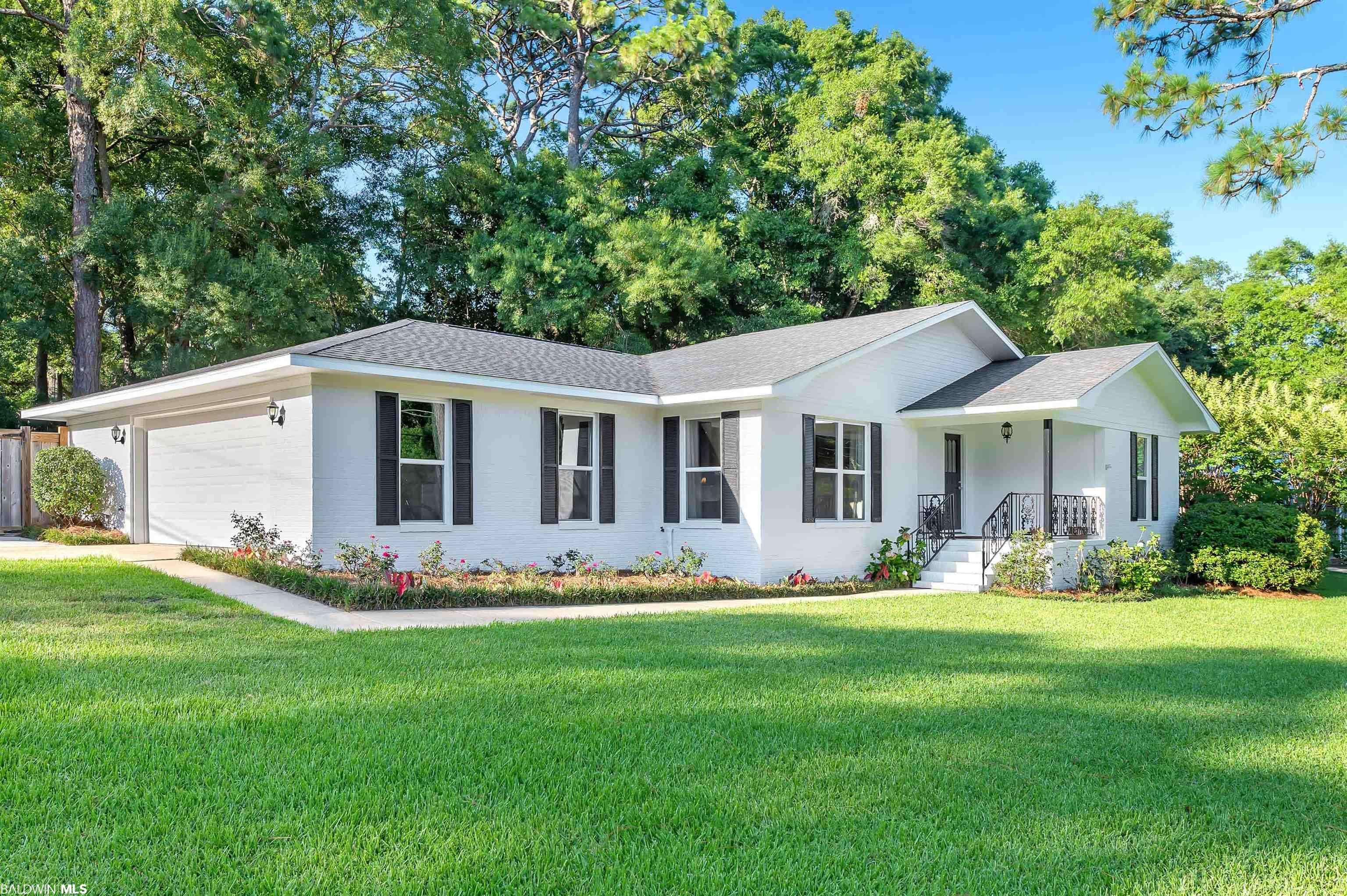 Fairhope, AL 36532,1 Pope Court