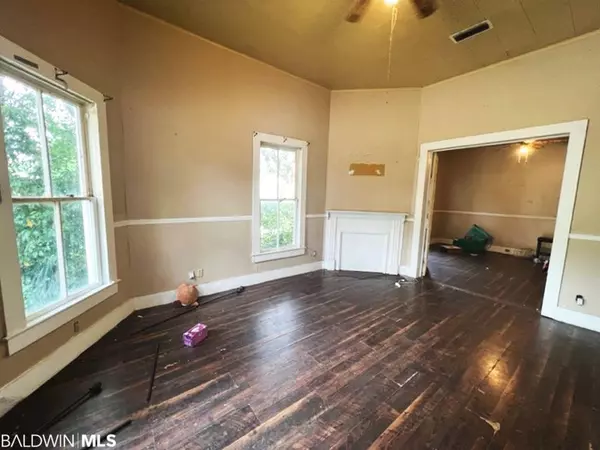 Atmore, AL 36502,304 E Horner Street