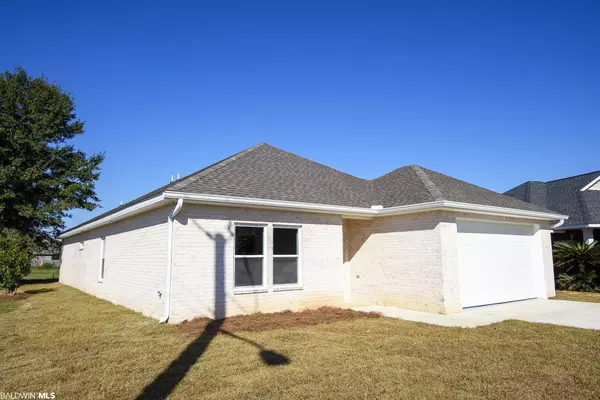 21505 Palmer Court, Robertsdale, AL 36567