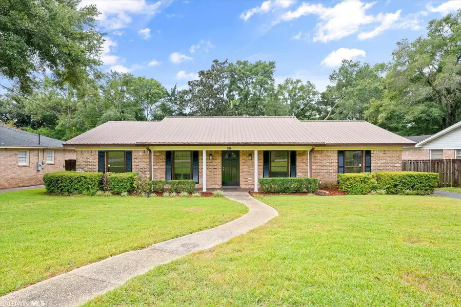 4817 Janice Drive, Mobile, AL 36618