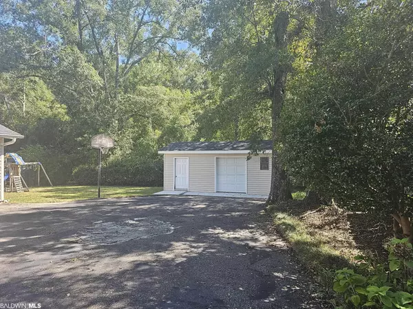 Mobile, AL 36693,4255 Woodcliff Drive