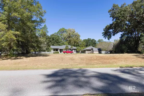 Bay Minette, AL 36507,0 N White Avenue