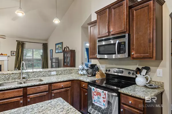 Fairhope, AL 36532,729 Whittington Avenue