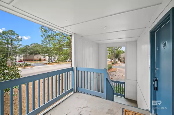 Mobile, AL 36609,6040 Grelot Road #201