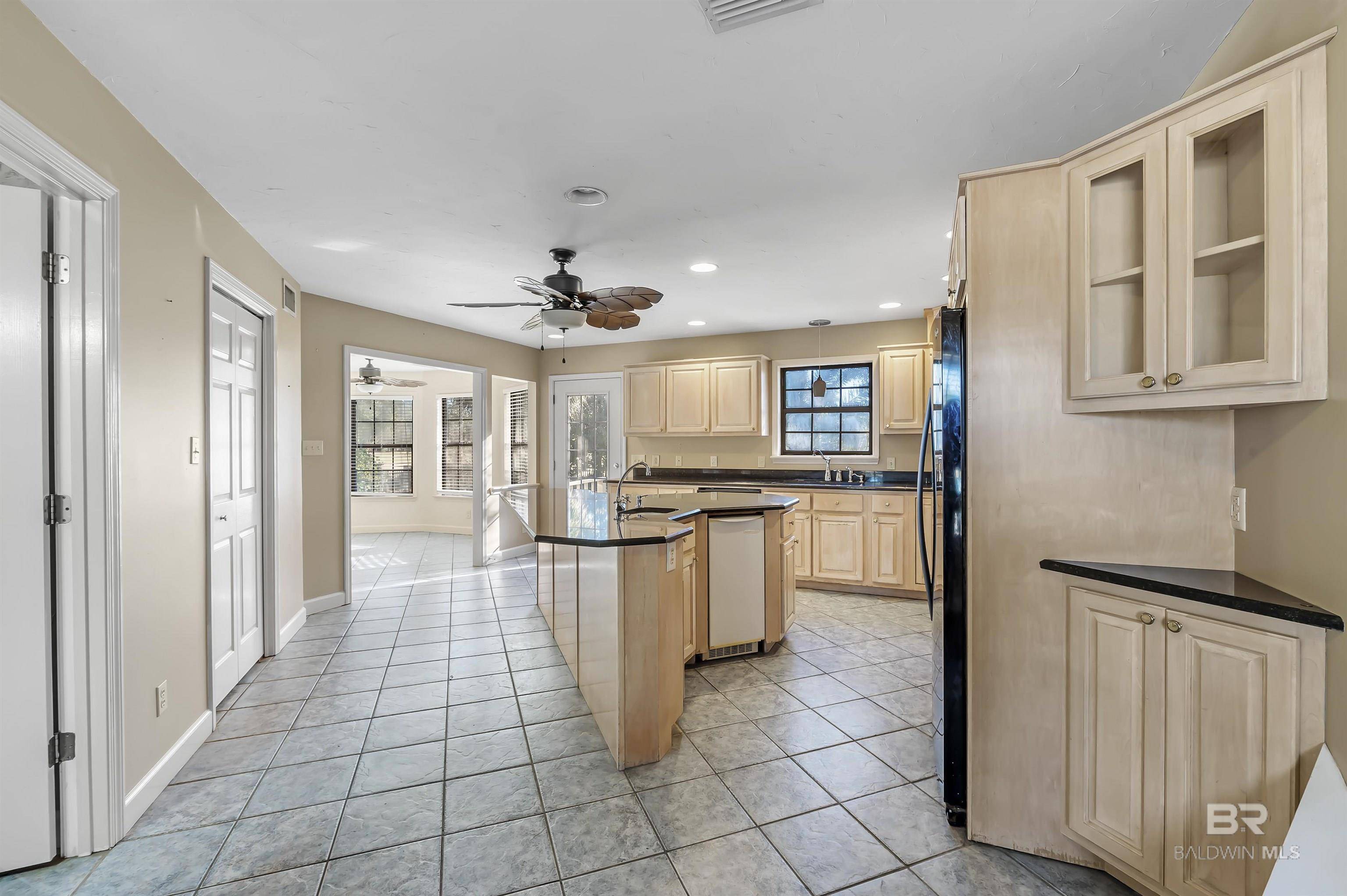 Gulf Shores, AL 36542,425 Wedgewood Drive