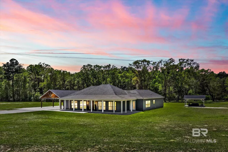 7232 Old Military Road, Theodore, AL 36582