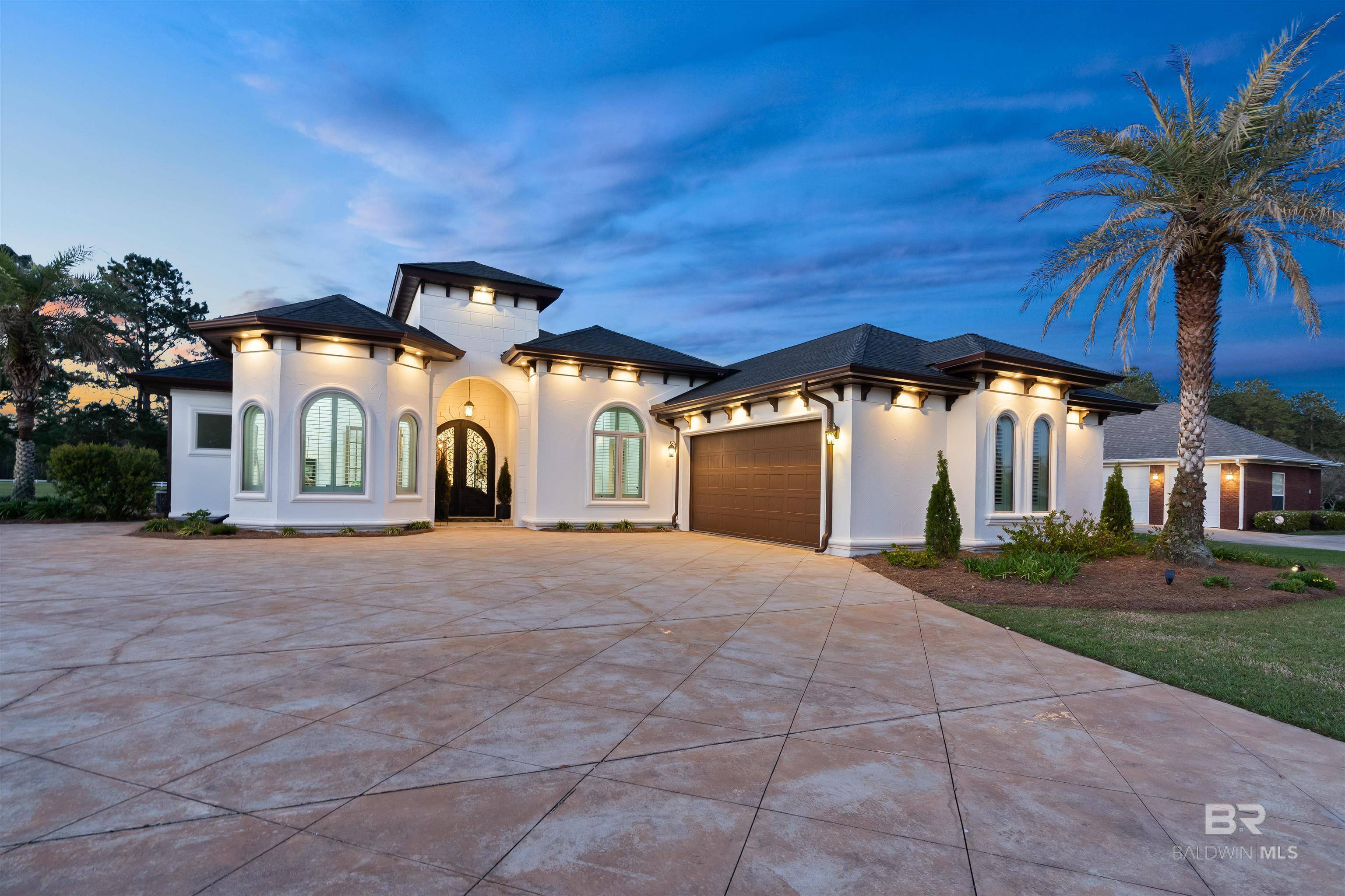 370 Cypress Lake Drive, Gulf Shores, AL 36542