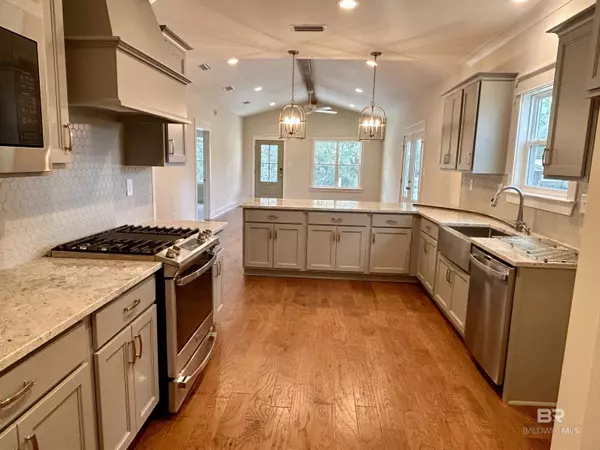 Magnolia Springs, AL 36555,14707 Cedar Street