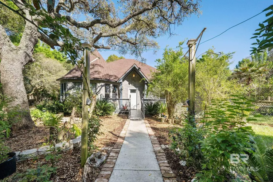 9618 E HILDRETH Drive, Perdido Beach, AL 36530