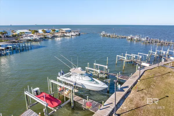 Gulf Shores, AL 36542,2737 State Highway 180 #1302