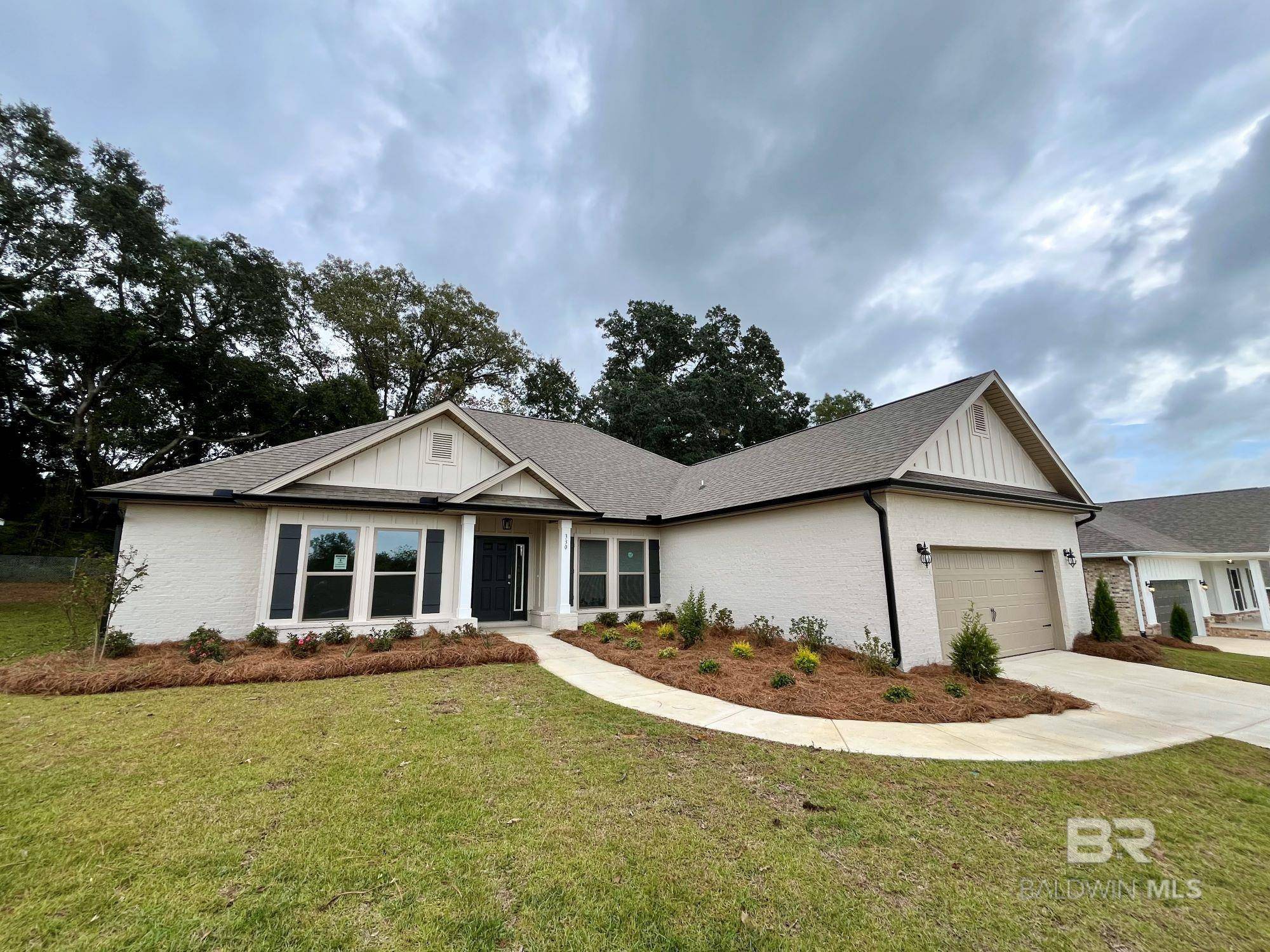 Fairhope, AL 36526,330 Barndling Street