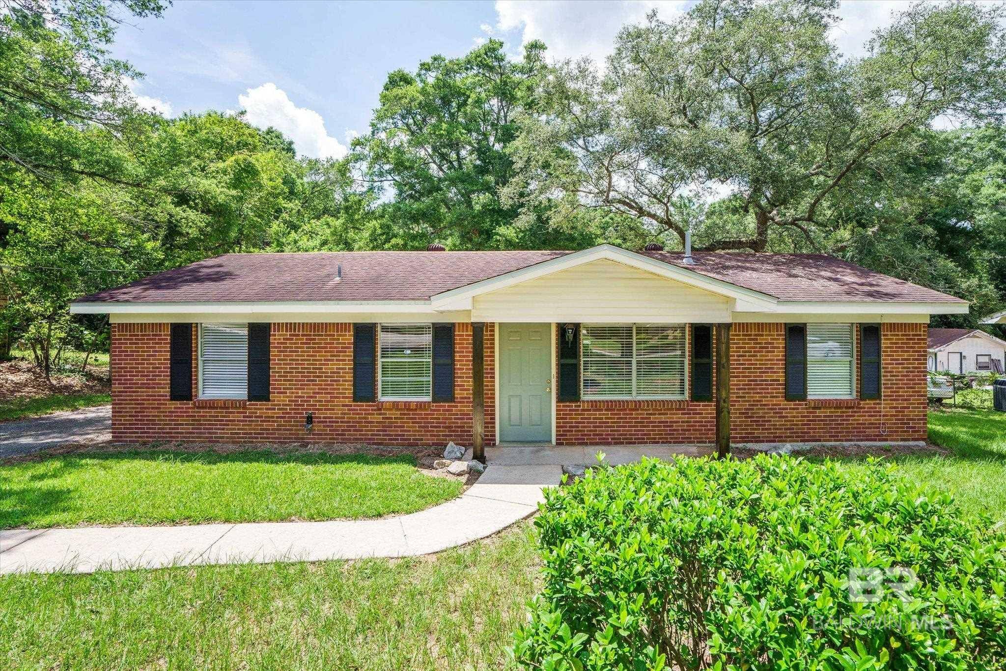 2003 W Forest Oaks Drive, Mobile, AL 36618