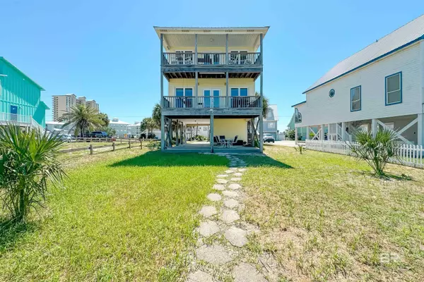 204 W 8th Street, Gulf Shores, AL 36542