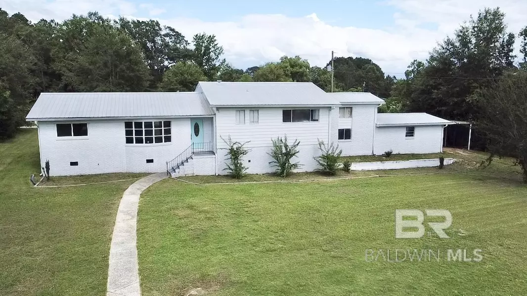 123 Dogwood Place, Atmore, AL 36502