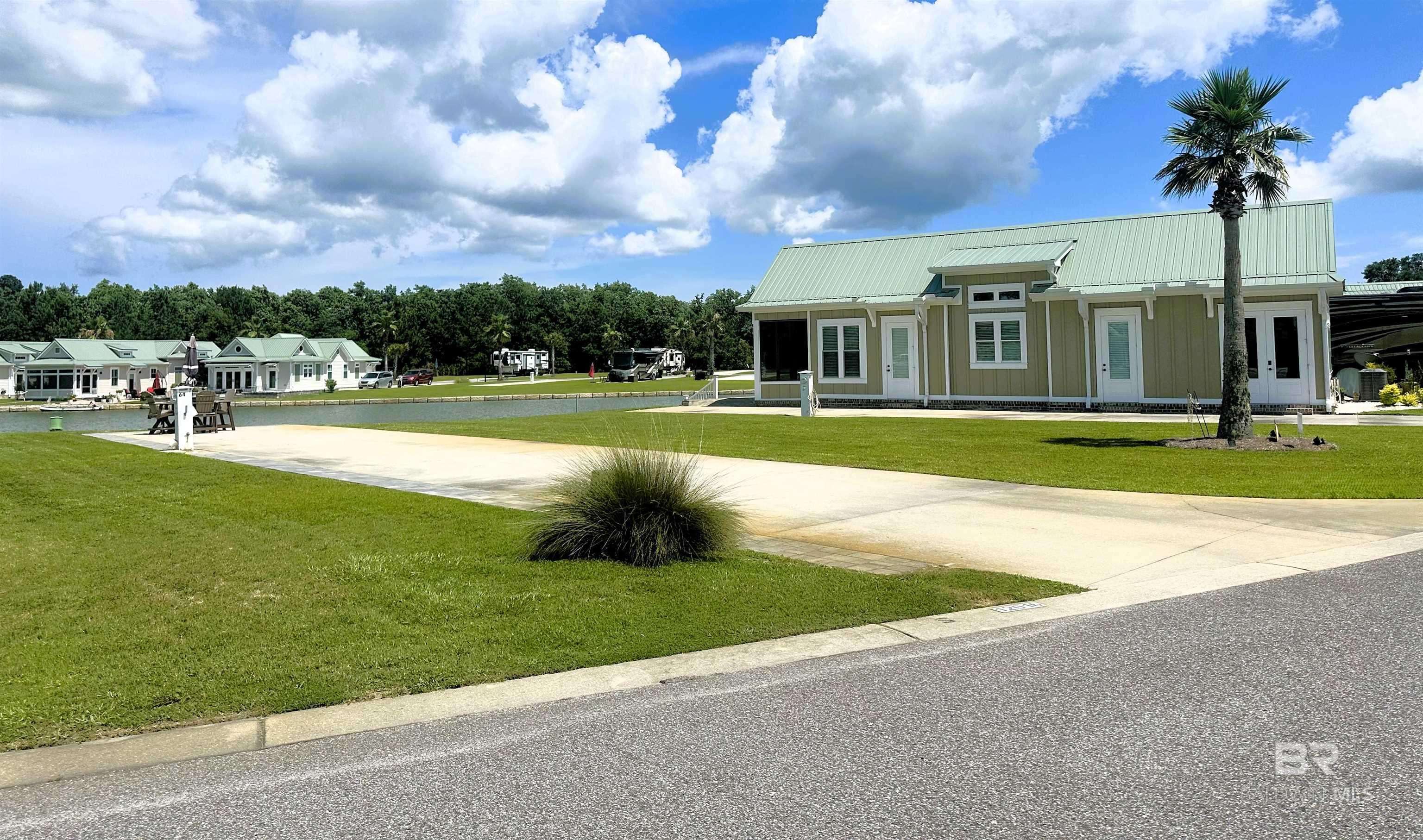 Elberta, AL 36530-4524,12016 Raptor Court