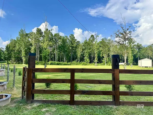 Flomaton, AL 36441,3278 Old Highway 31