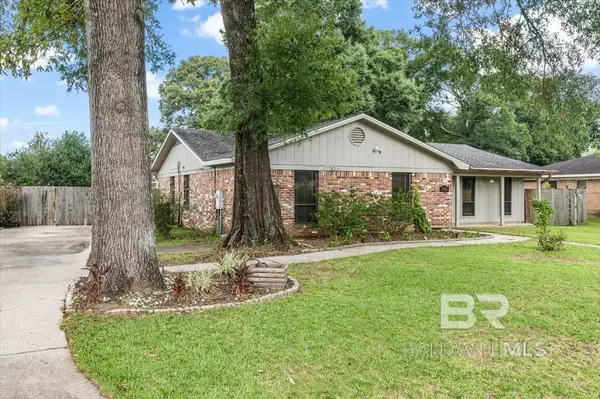 Satsuma, AL 36572,505 Barcelona Drive