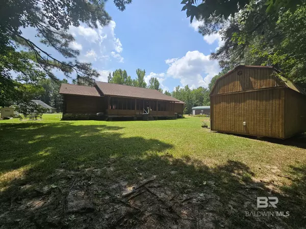 Axis, AL 36505-4712,190 Magnolia Court