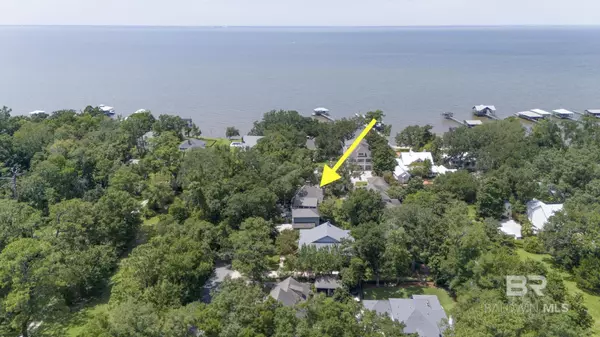 Fairhope, AL 36532,4 Molokai Lane