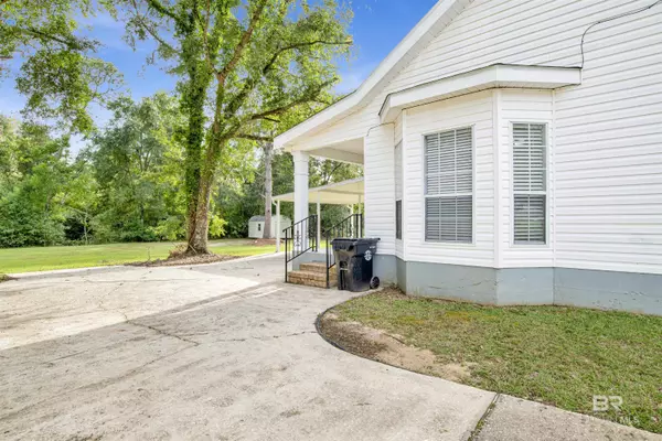 Robertsdale, AL 36567,19353 Oak Hillcrest Drive