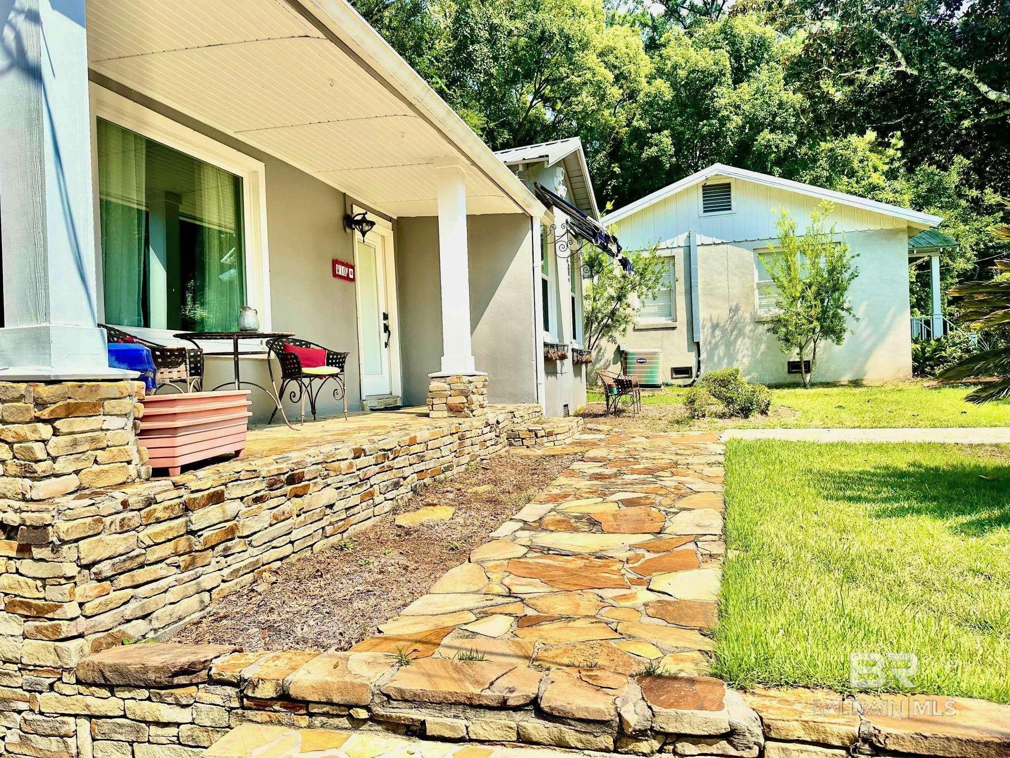 Fairhope, AL 36532,105 Pecan Avenue