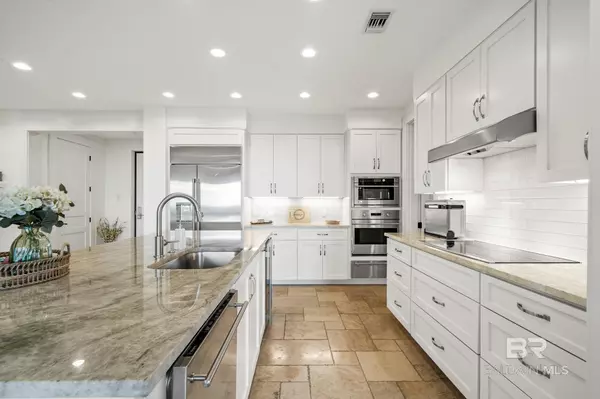 Fairhope, AL 36532,18269 Colony Drive #602